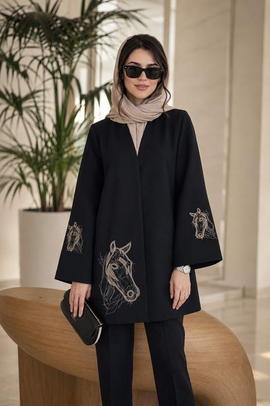 مانتو زنانه گلدوزی کرپ مازراتی مدل ایلیا